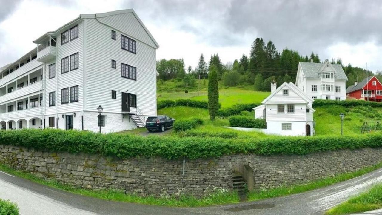 Lilandtunet Gjestgiveri Liland  Экстерьер фото